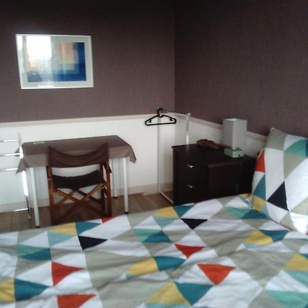 Les Couesnons Apartment ปงตอร์ซง ภายนอก รูปภาพ